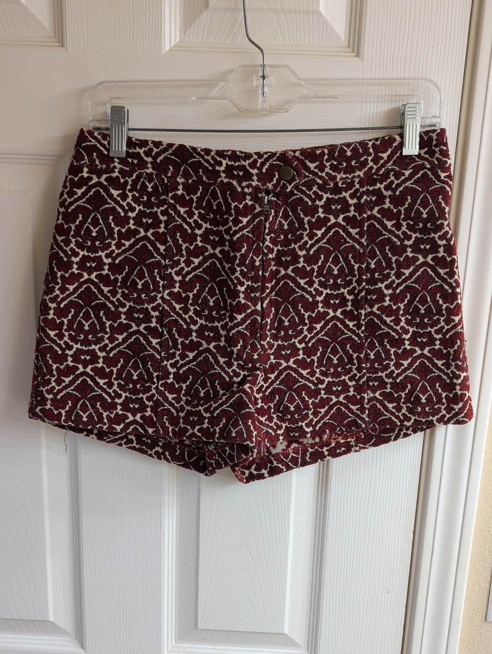 Women’s Maroon Patterned High-waisted Shorts